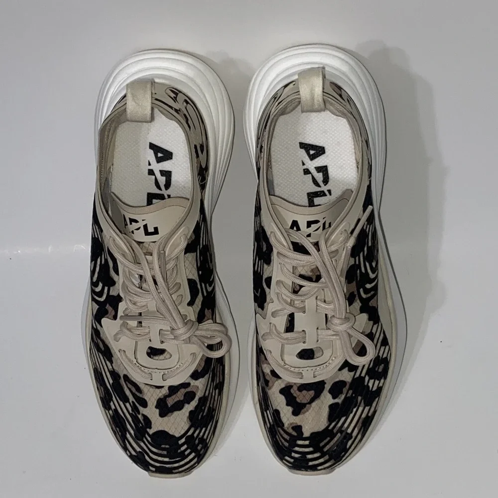 APL Streamline  Women's Parchment Black Leopard Running Shoes NEW Size 5.5 $320